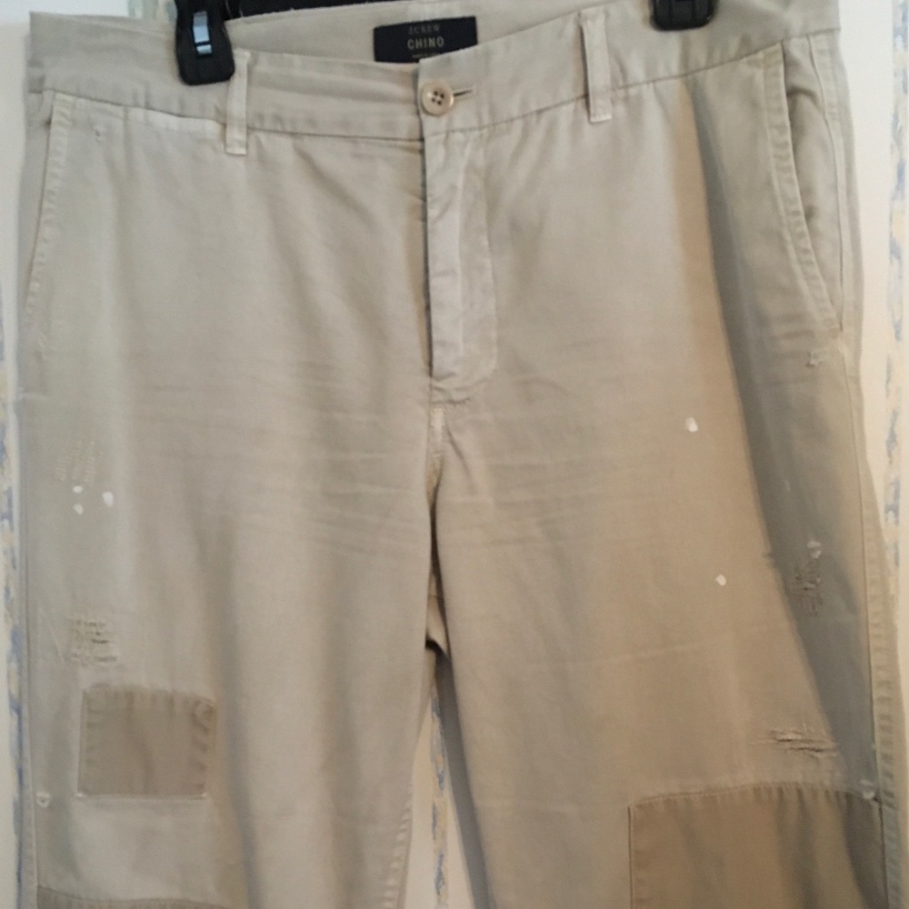 ❌❌SOLD❌❌ J.CREW Distressed Chinos(PRICE FIRM) - Picture 4 of 6